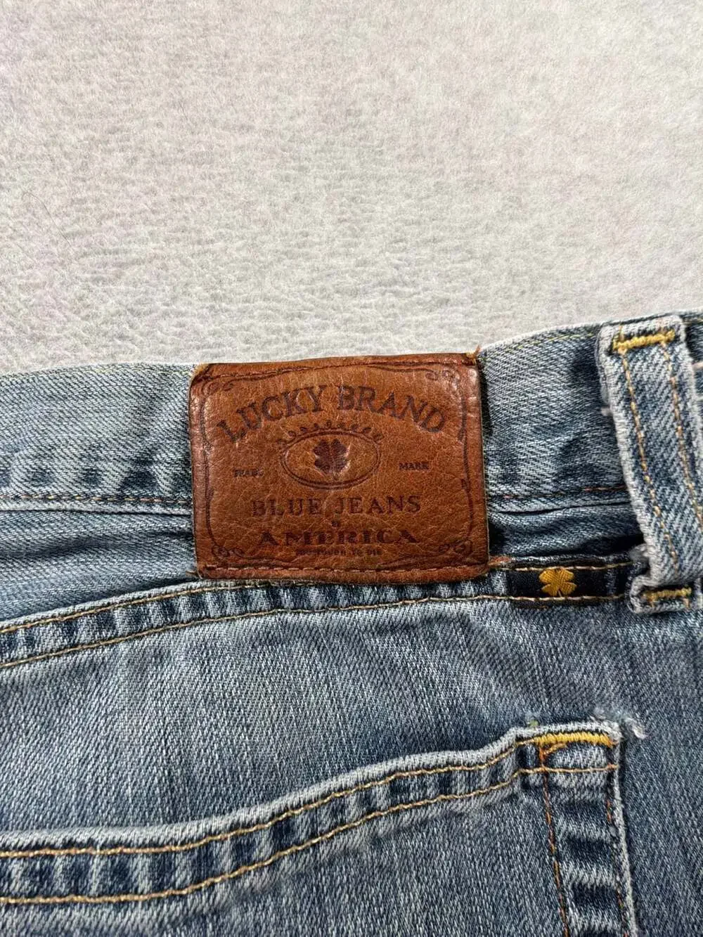 Lucky Brand 181 Relaxed Straight Men's Blue Jeans Size 40x32